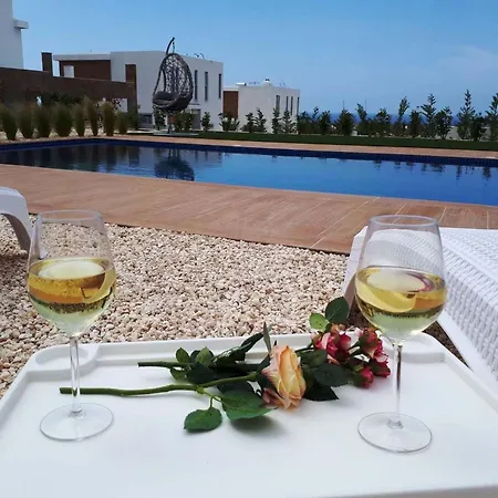 Coral Elite Mit Pool Und Whirlpool By Interhome Prázdninový dům