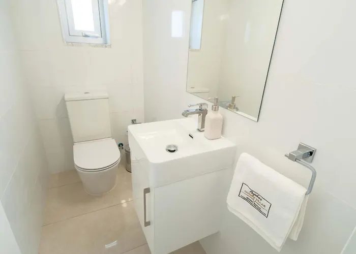 Coral Elite Mit Pool Und Whirlpool By Interhome *