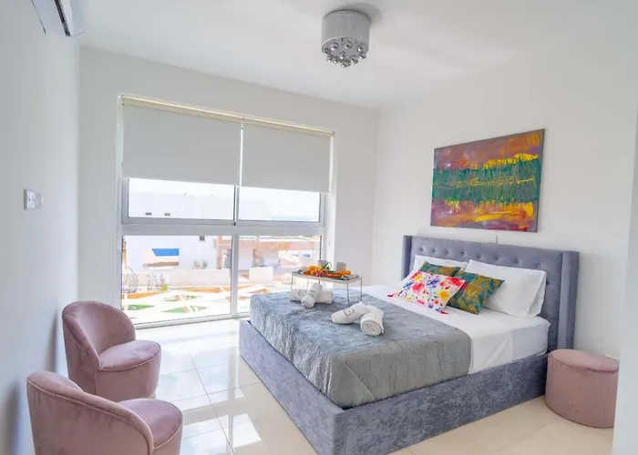 Coral Elite Mit Pool Und Whirlpool By Interhome Prázdninový dům Pegeia