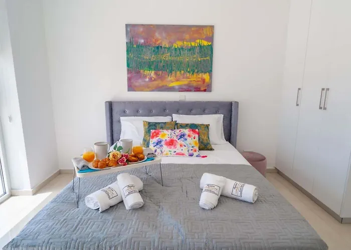 Coral Elite Mit Pool Und Whirlpool By Interhome *