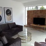 Coral Elite Mit Pool Und Whirlpool By Interhome بيت للعطل