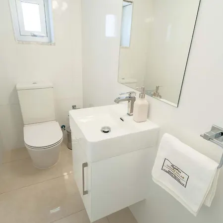 Coral Elite Mit Pool Und Whirlpool By Interhome *