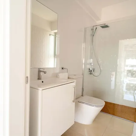 別荘 Coral Elite Mit Pool Und Whirlpool By Interhome *