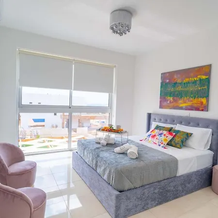 Coral Elite Mit Pool Und Whirlpool By Interhome 別荘 ペイヤ