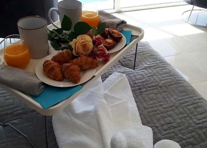 Holiday home Coral Elite Mit Pool Und Whirlpool By Interhome Peyia